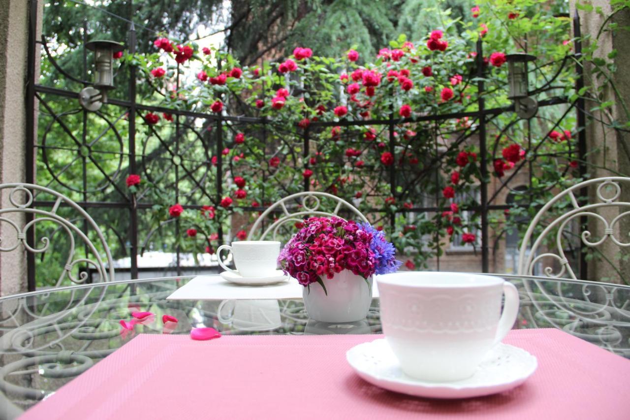 Iliani Hotel Tbilisi Exterior foto