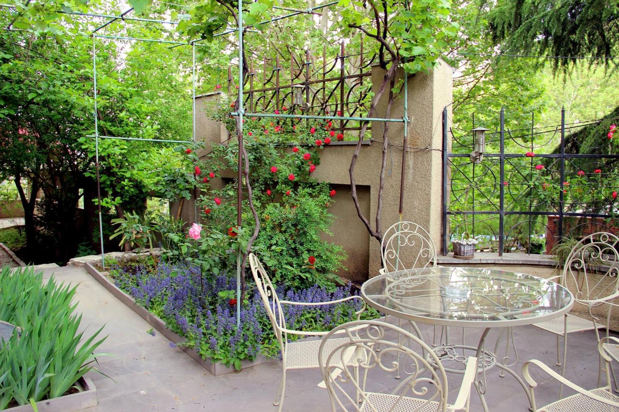 Iliani Hotel Tbilisi Exterior foto