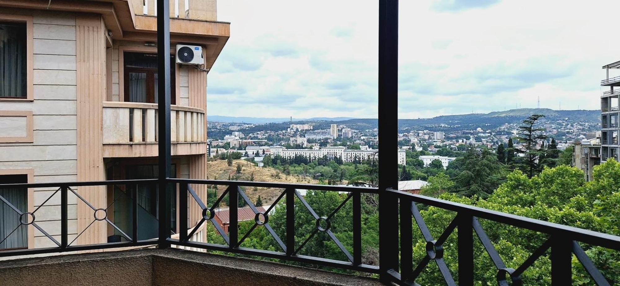 Iliani Hotel Tbilisi Exterior foto